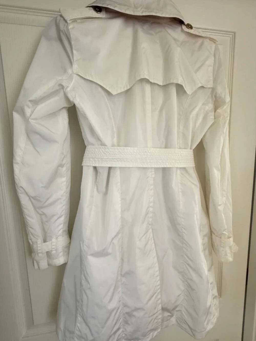 GUC Burberry Short Spring Trench Coat - Picture 2 of 6